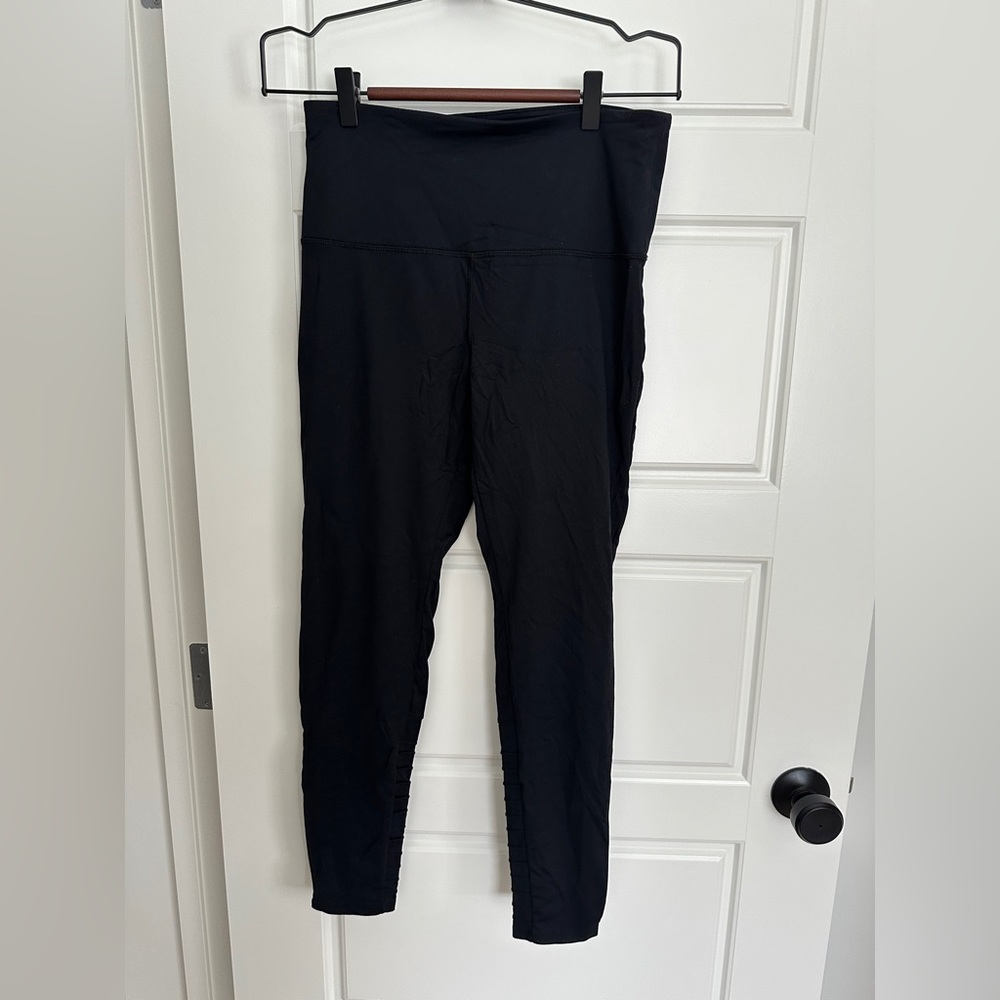 Onzie Black High-Waist Leggings